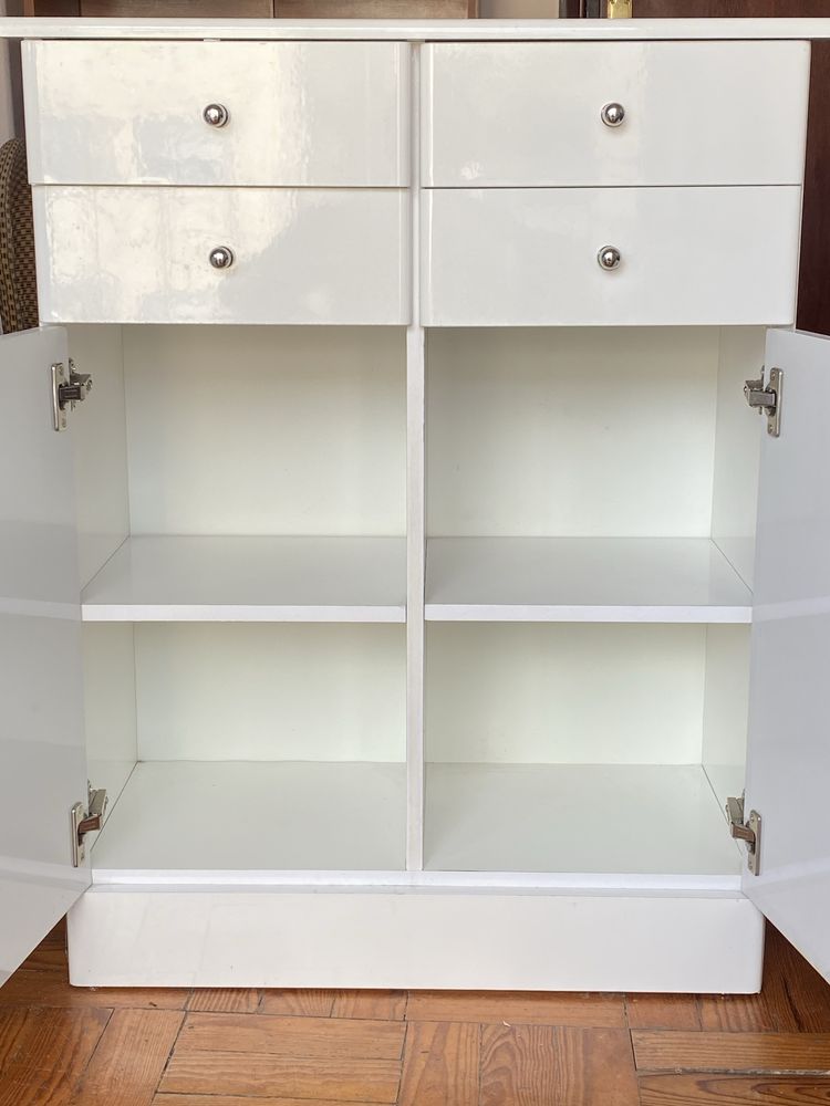 Móvel de quarto/casa de banho (WC)