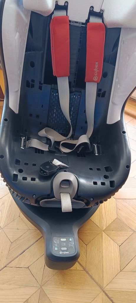 Fotelik Cybex Sirona SX2 i-size ADAC