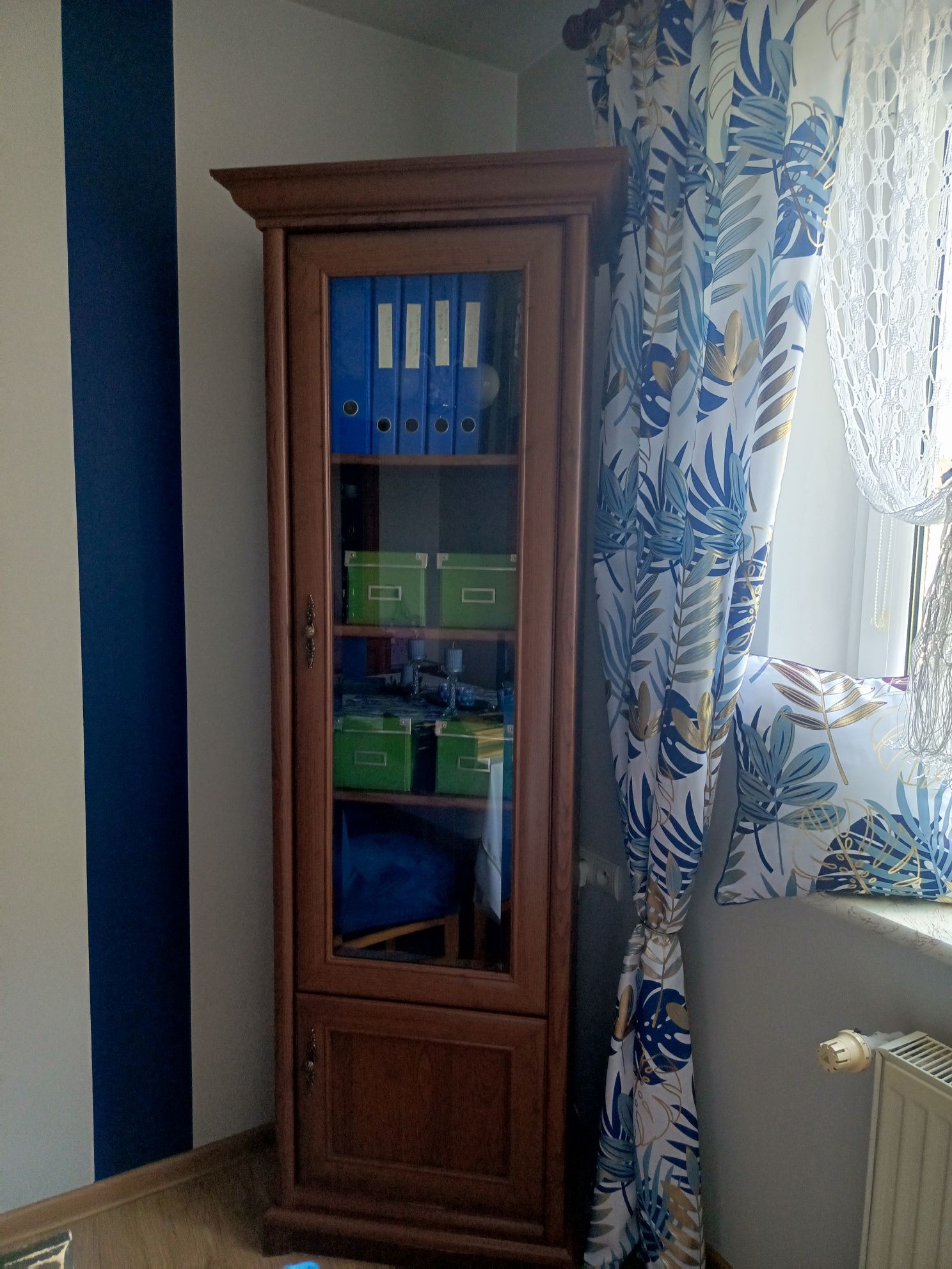 Witryna z kolekcji Kent 71 cm pojedyncza