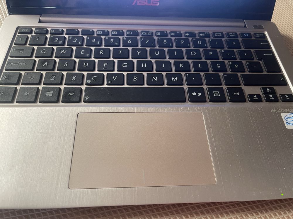 Asus pc e tablet