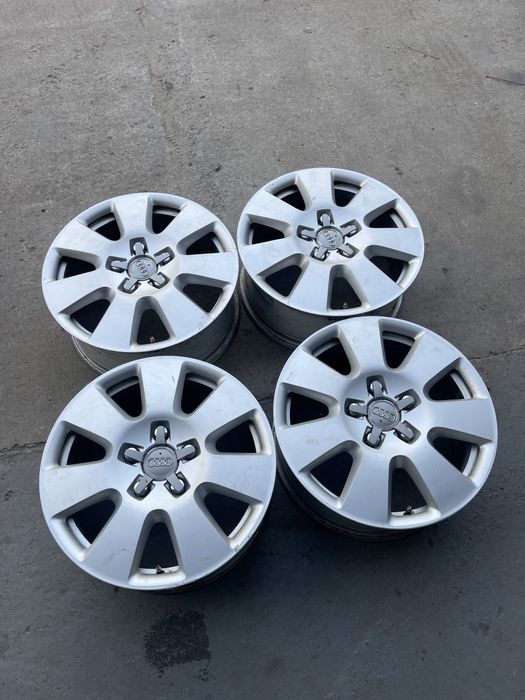 Диски Audi R18 5 130 Dia 71,6 Et 52 7,5J Склад Осокорки