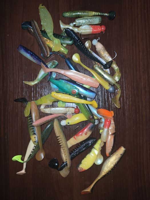 Zestaw 37 gumowych przynęt z główkami 7-10cm tanio!