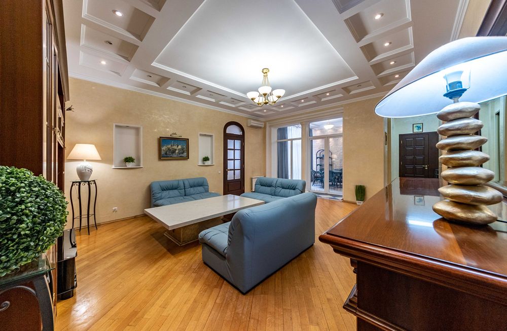 5к Михайлівська 15, Майдан, Крещатик, паркування