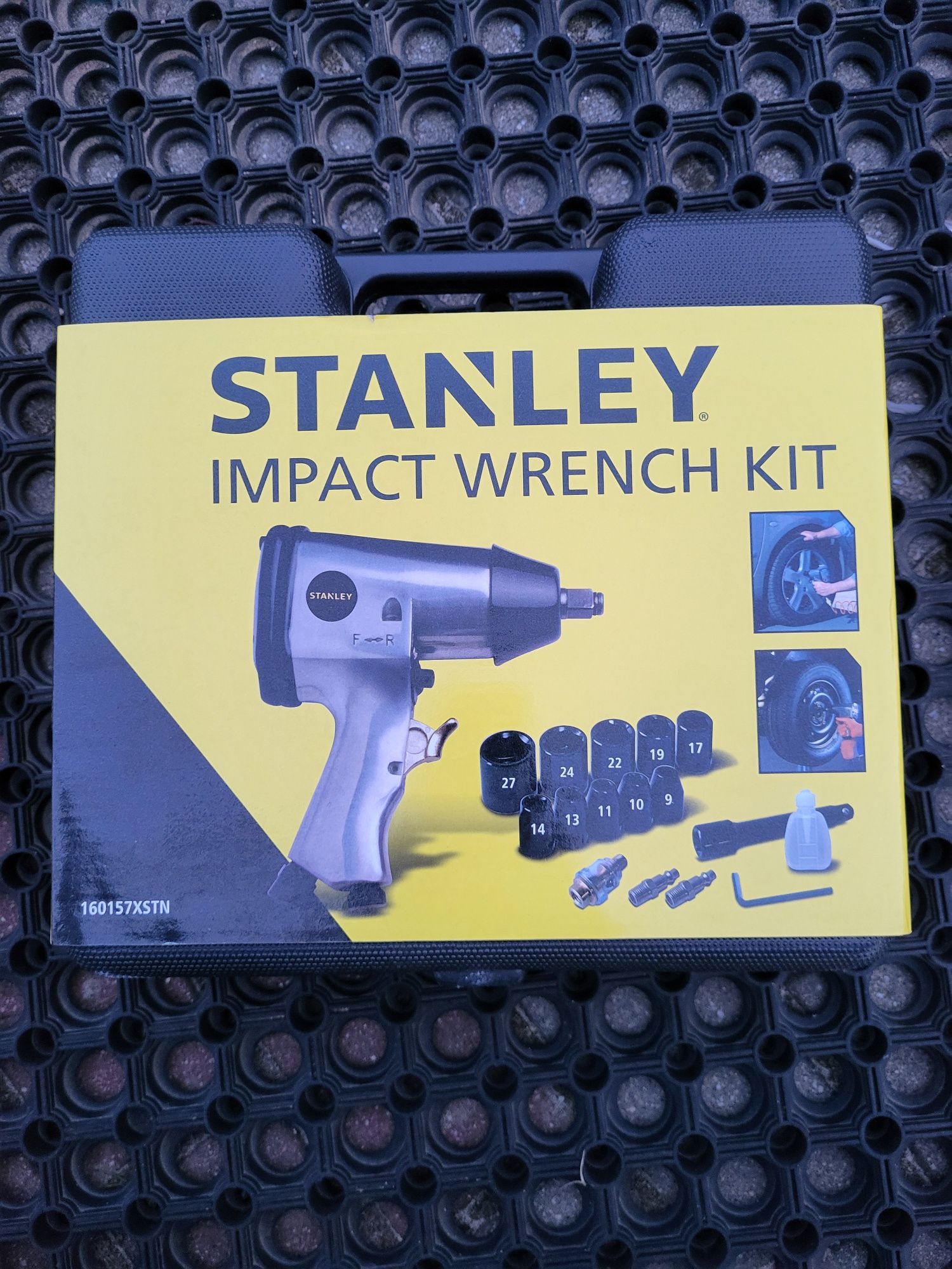 Klucz pneumatyczny Stanley ½" + akcesoria