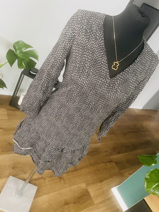 Jesienna beżowa sukienka z wiskozy mohito M 38 100% viscose brązowa