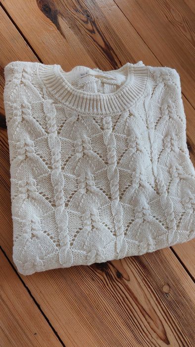 Sweter damski śmietankowy rozmiar M