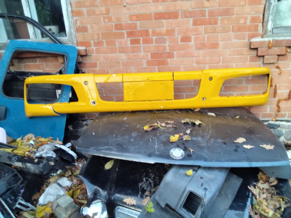 Бампер на FAW 32 52 , FAW 3212