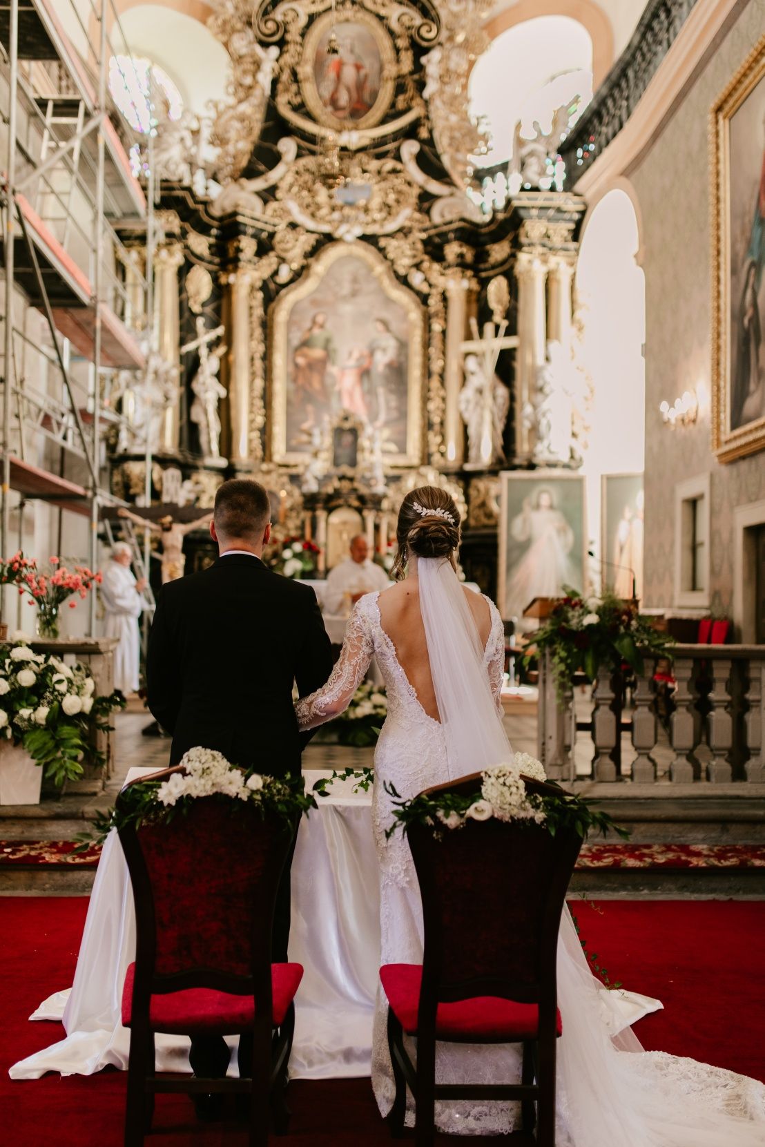 Suknia ślubna biała rybka