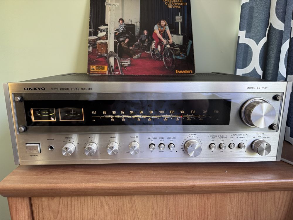 Amplituner onkyo tx-2500