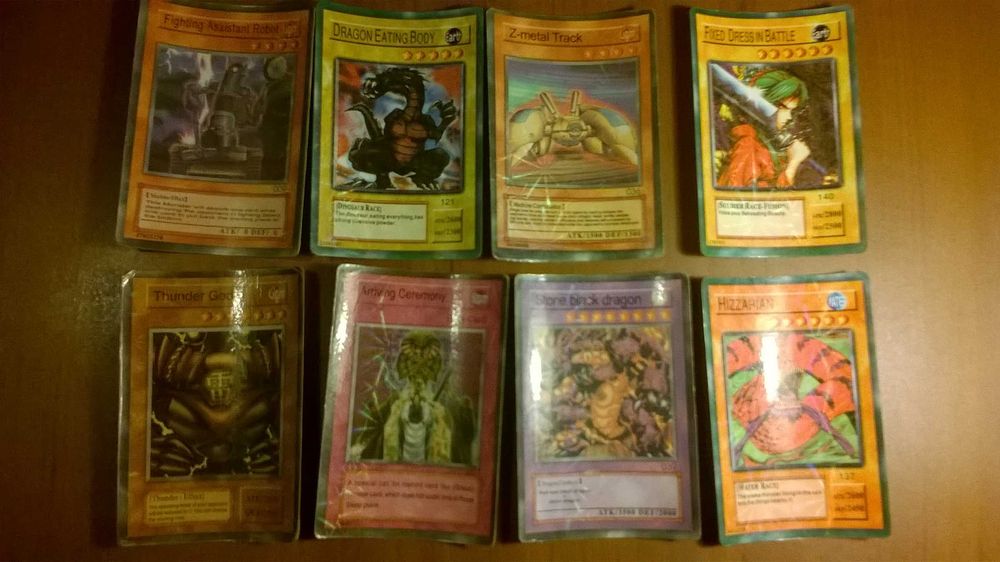 97 Cartas Yu-Gi-Yo!