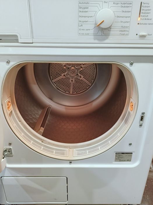 Сушильна машина Miele, сушильная машина, сушилка
