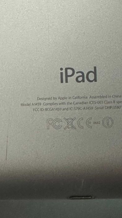 Продам планшети Apple A1459, A1455, A1219 на запчастини