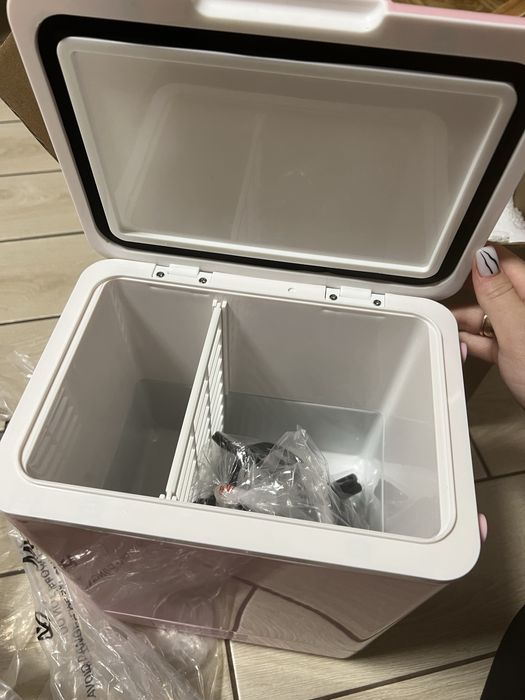 міні-холодильник Reemix моделі KM-26