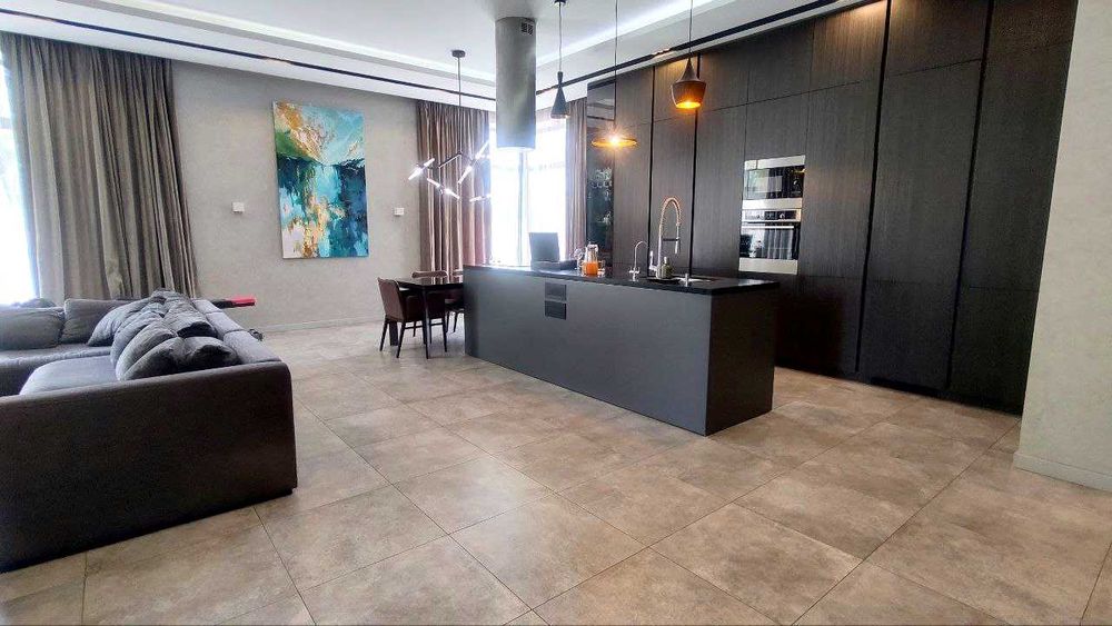 Продажа стильного уютного дома Новоалександровка у реки