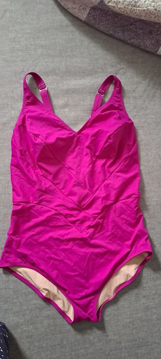 Купальники роздільні/суцільні