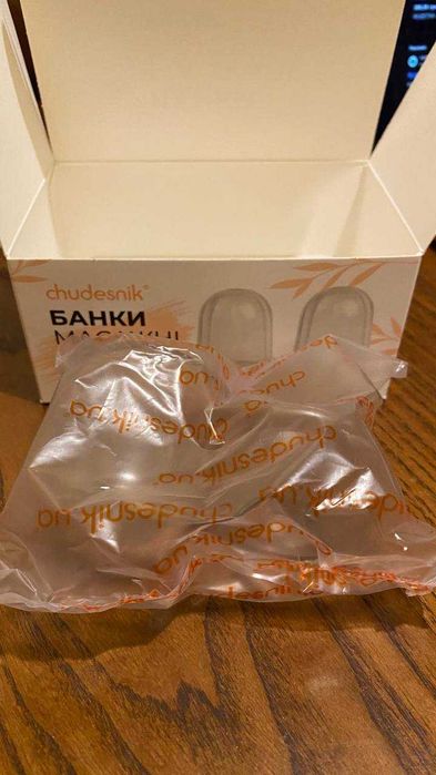 Массажные силиконовые банки для лица и тела "Чудесник" ( 2 штуки )