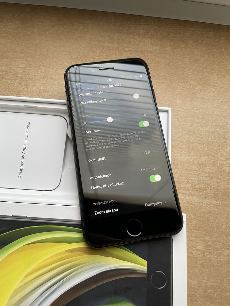 100% sprawny zadbany jak nowy Apple iPhone SE 2gen 64GB czarny ios