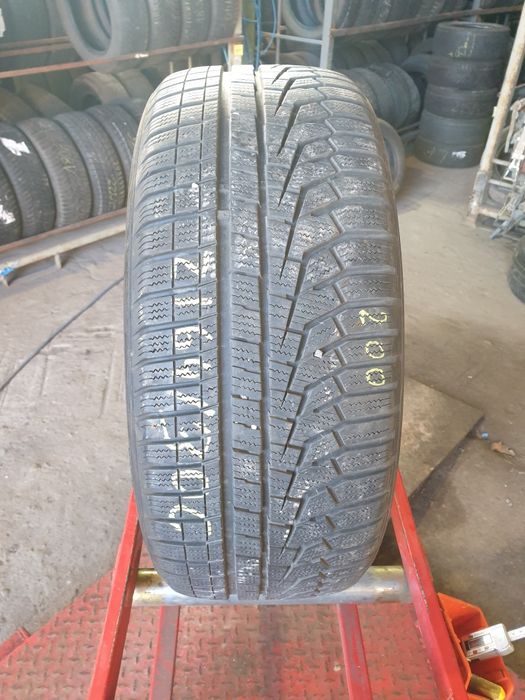 225/50R17 98V Hankook Winter I*Cept Evo2 Z164/30C