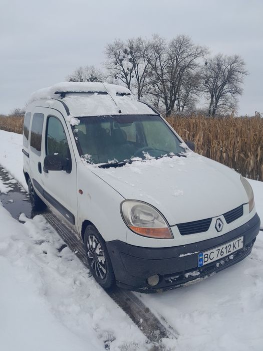 Продам машину Renault Kangoo