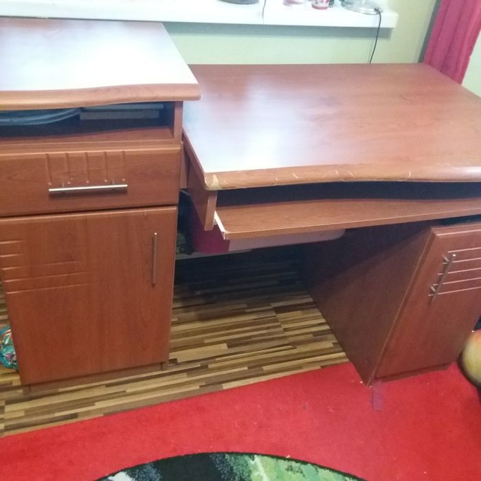 Компютерний стіл, стол