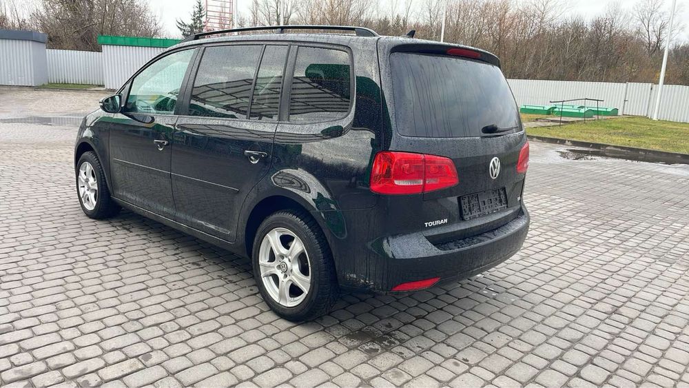 Volkswagen Touran