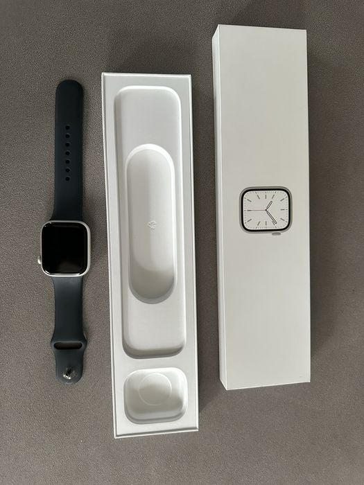 Apple Watch 7, 45mm Starlight Aluminum GPS