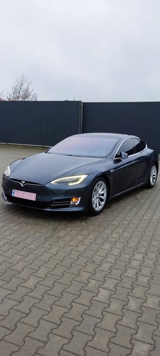 Тесла S 2016 Інтел 75d dual motor Tesla S
