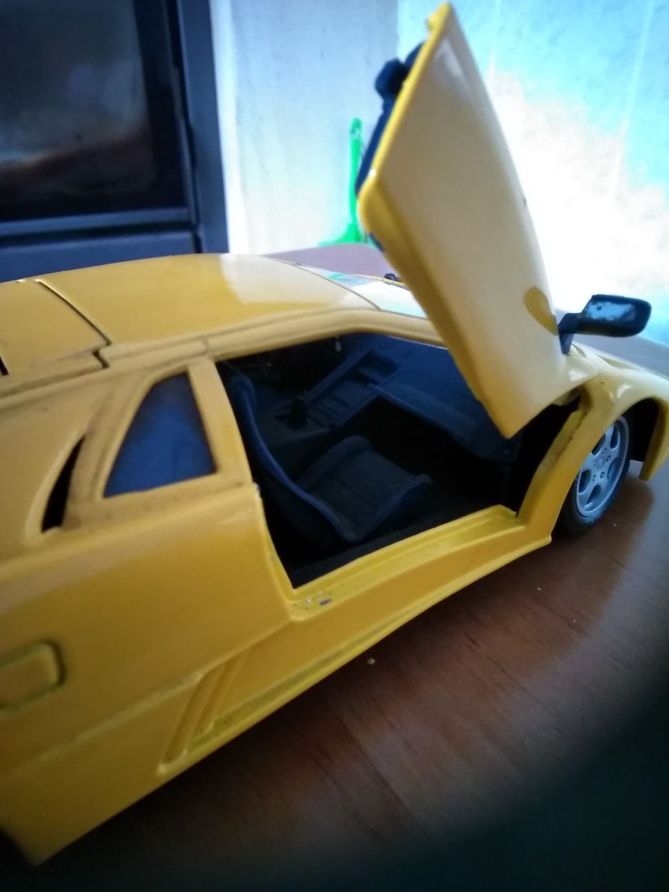 Maisto - Lamborghini Diablo 1/24