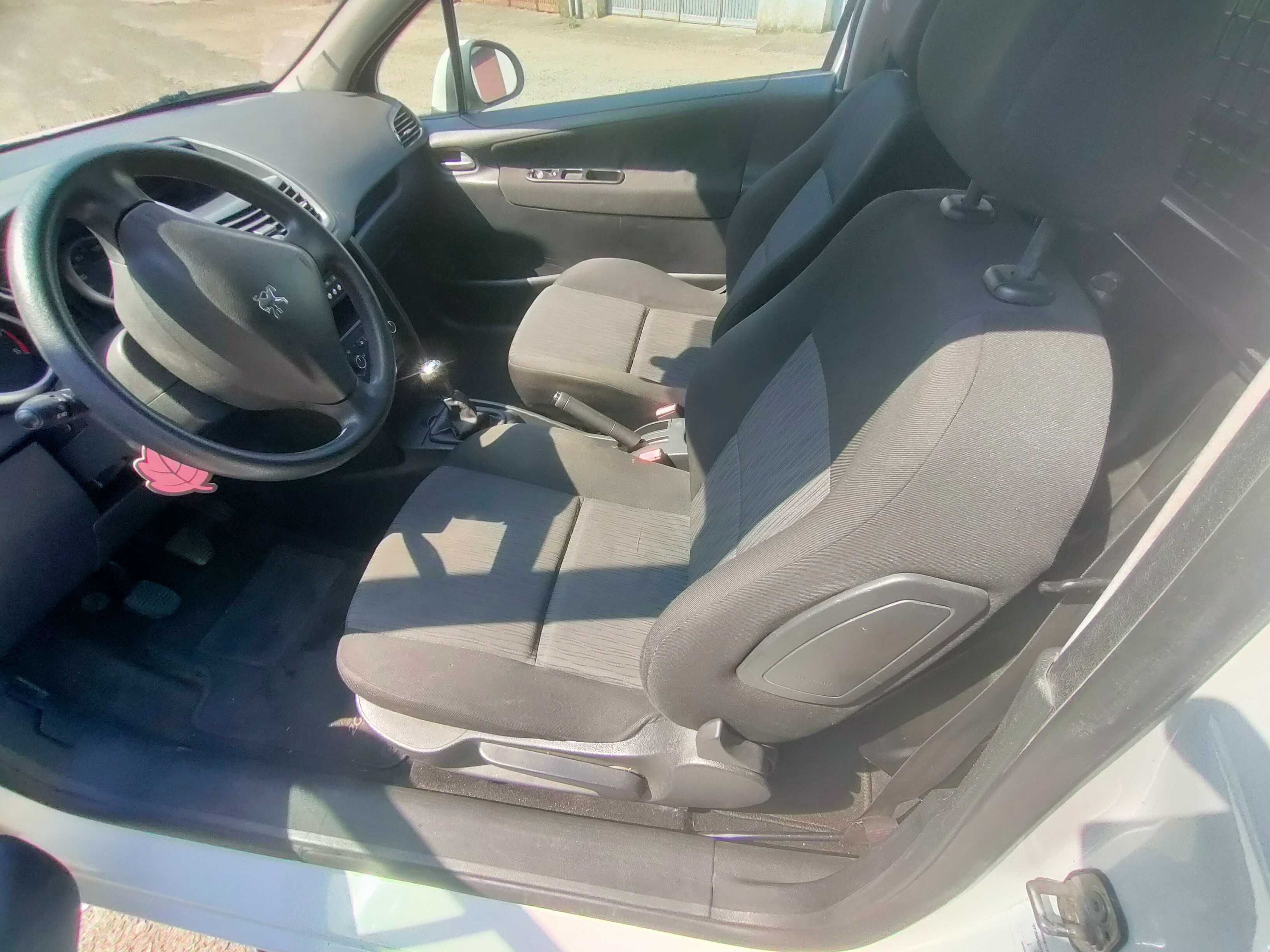 Peugeot 207 Van 1.4 HDI