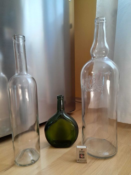 Butelka szklana  4,5 L  dekoracyjna grube szkło