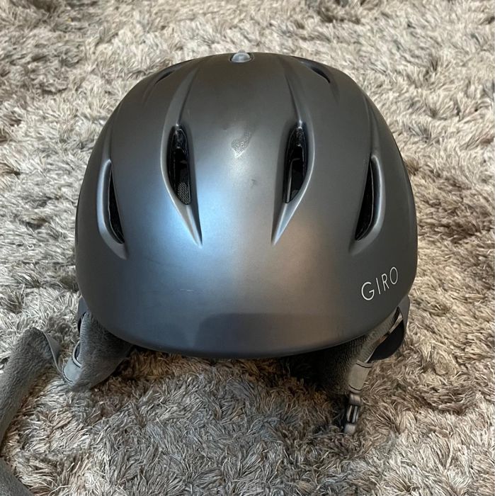 Capacete de esqui / snowboard marca Giro