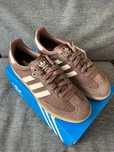 ButyDasmkieTrampki AdidasSambaEarth R.41