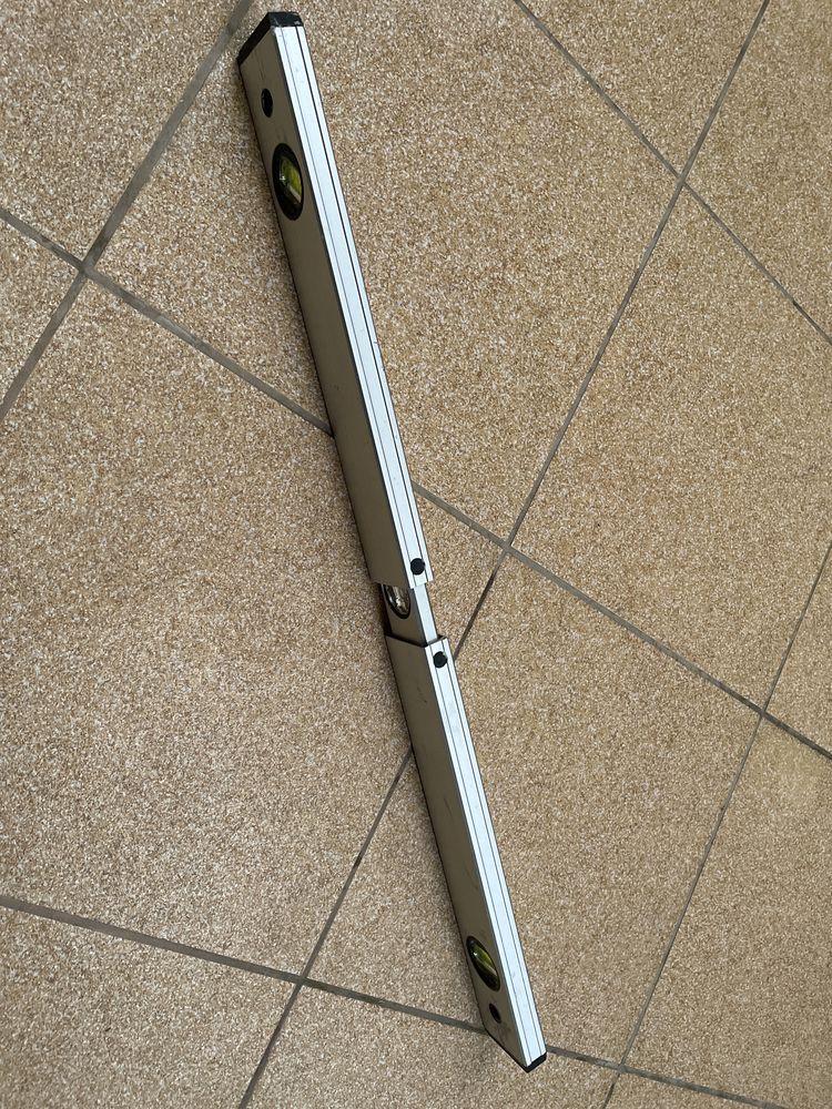 Poziomica aluminiowa rozsuwana