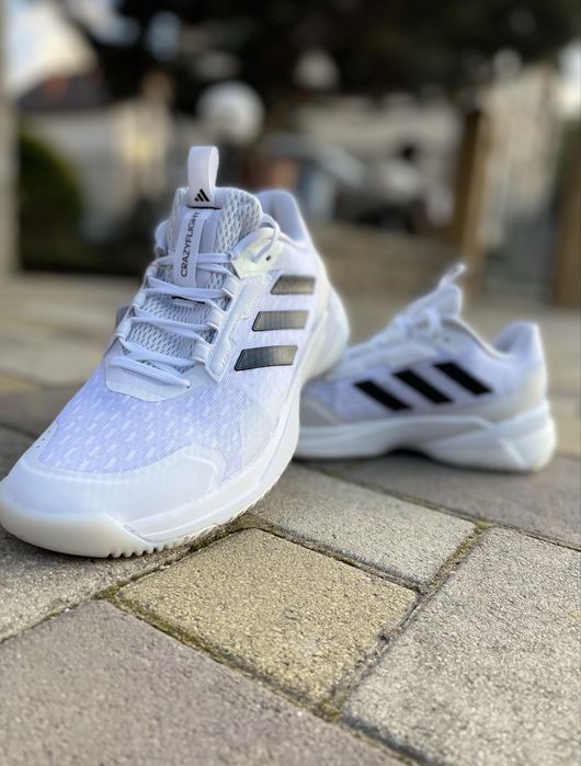Кросівки adidas crazyflight 5 для спортзалу ( розміри від 38 до 47  )