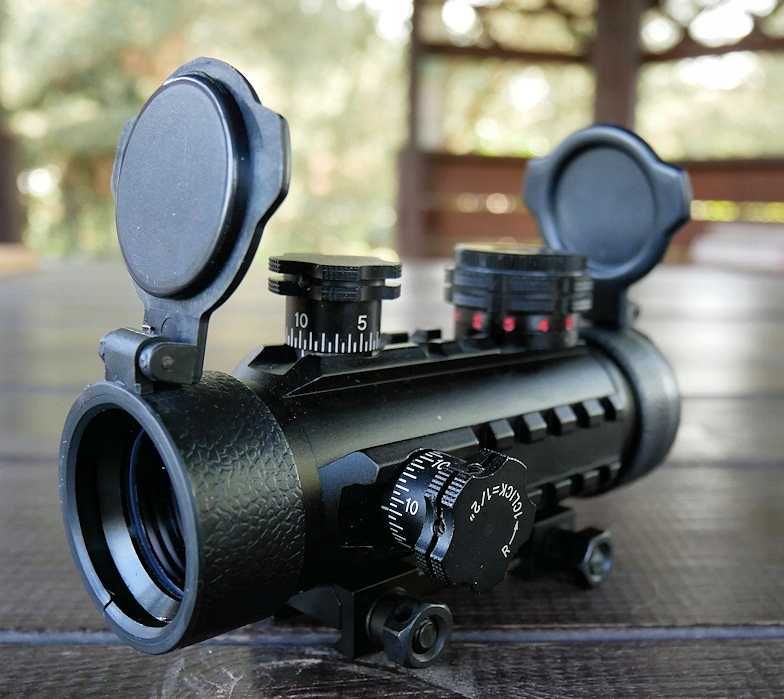 Celownik Kolimator RED DOT 1x35 z szynami RIS