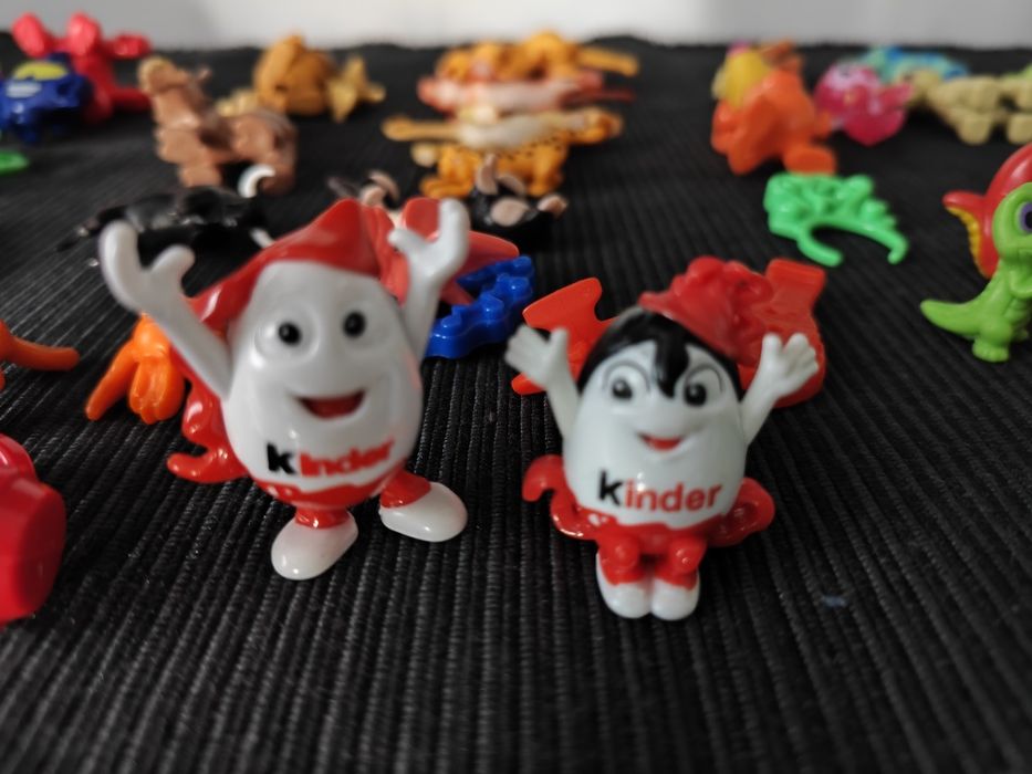 Figurki z Kinder jajek, Minionki, Elza, zwierzątka
