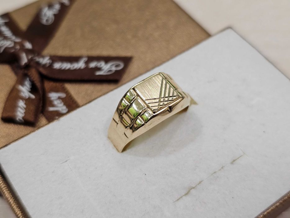 Sygnet męski wzór bardzo stylowy i elegancki PR 585 R24