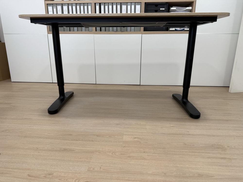 Duas Secretárias IKEA BEKANT