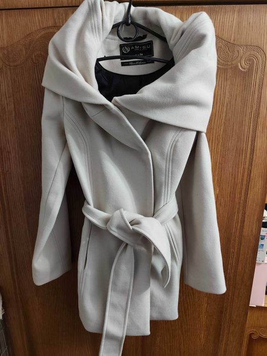 Пальто коротеньке/желетка