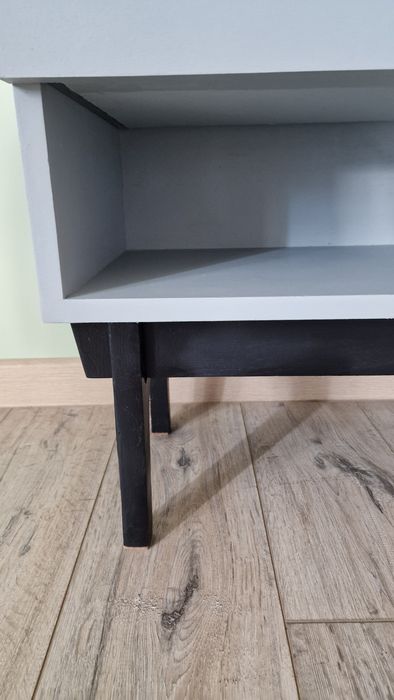 Тумба для платівок