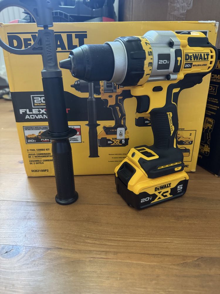 Набір інструментів Dewalt DCK2100P2, Шуруповерт DCD999 і Імпакт DCF887