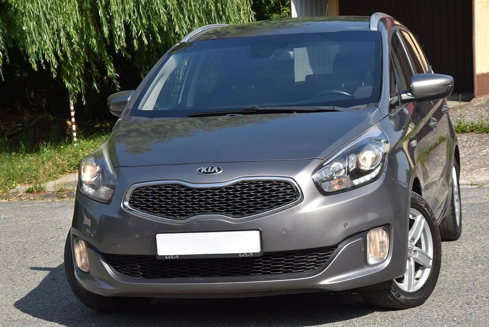 Kia Carens benz D.Navi Kamera Ledy Tempomat Grz.Fot Climatr Grz.Kier Klimatr BZW