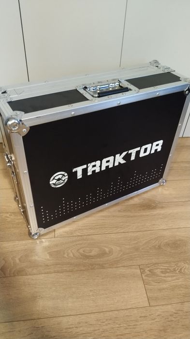 Kontroler Dj MK S4 Native Instruments