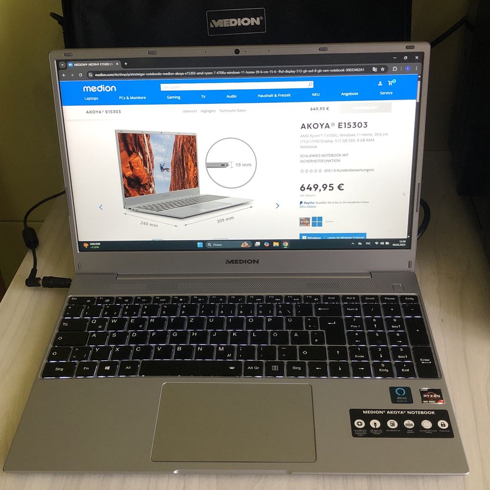 Ноутбук Ryzen 7 4700U, озу 16 ssd, SSD M2 256 gb, ips. Medion E15303