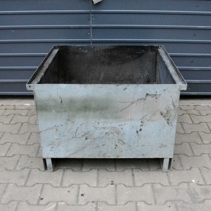 Wanna wychwytowa z odpływem 300l