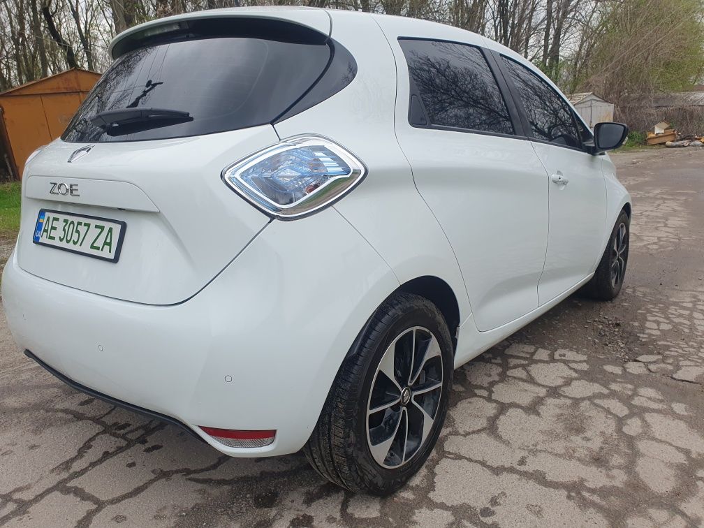 Renault Zoe 2018 электро 41kW
