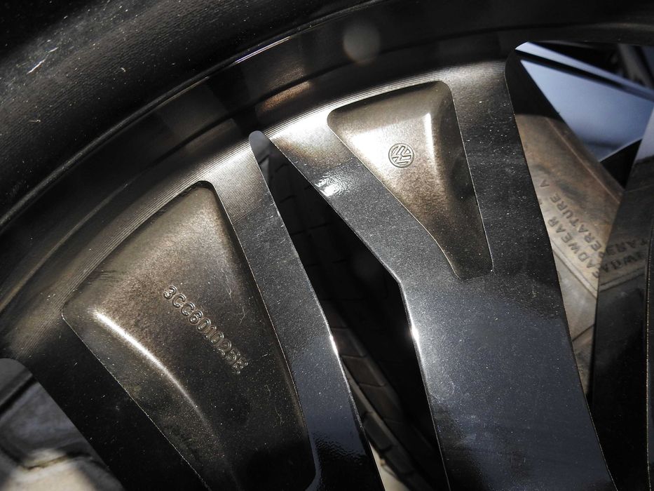 4x Alu VW Volkswagen  20'' 5x112 8J ET34  3CC Oryginał JAK NOWE TPMS