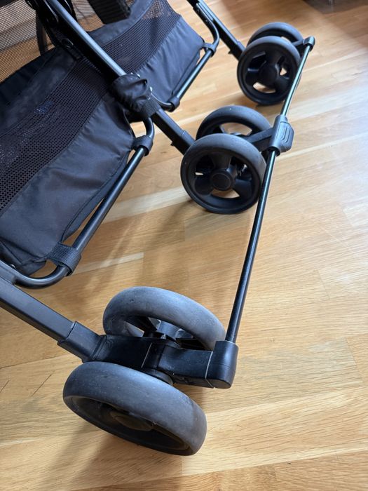 Wozek dla blizniakow