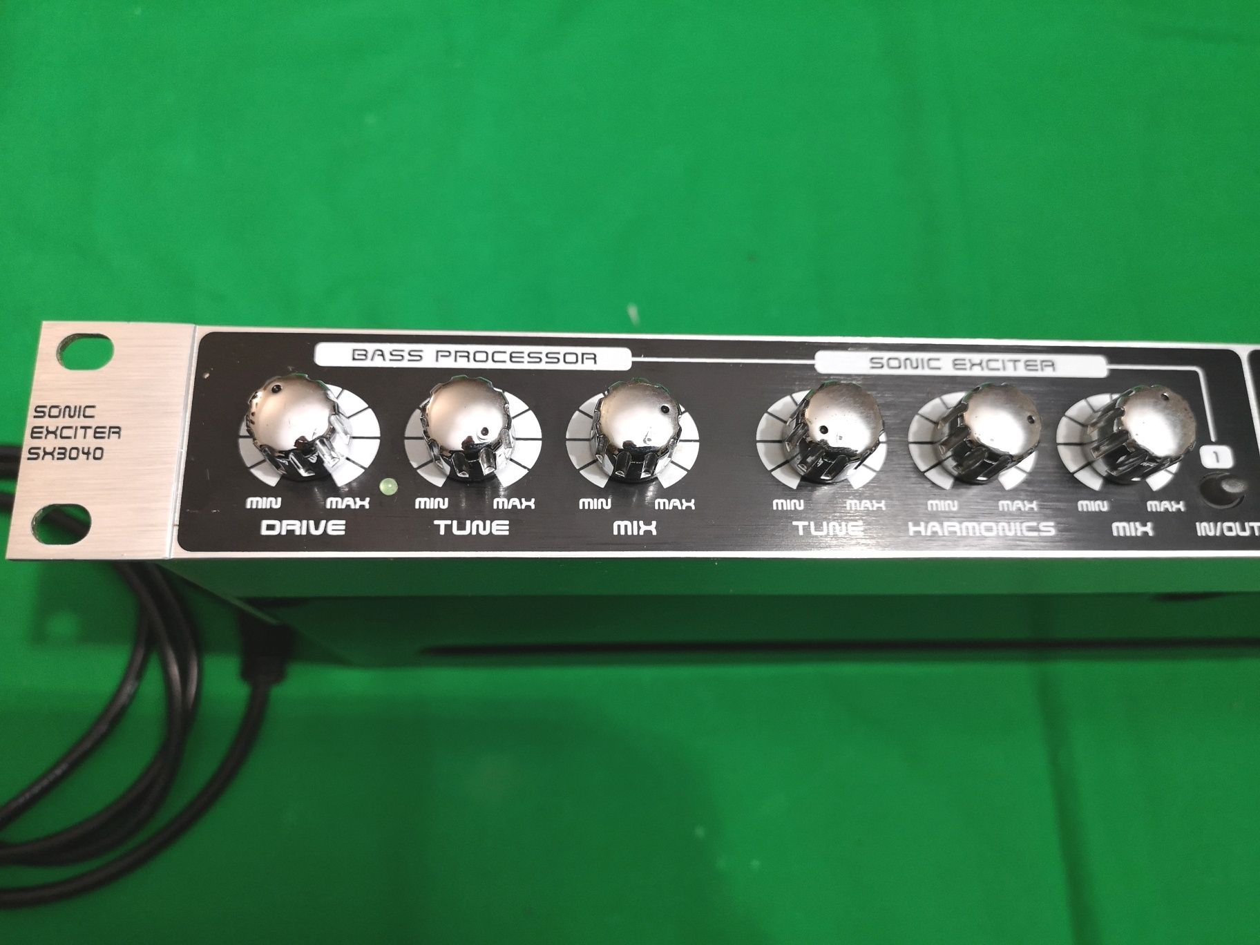 BEHRINGER Sonic Exciter SX3040