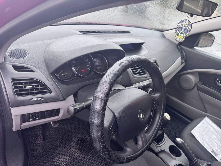 Продам Renault Megane 3 K9K в отличном состоянии!!!
